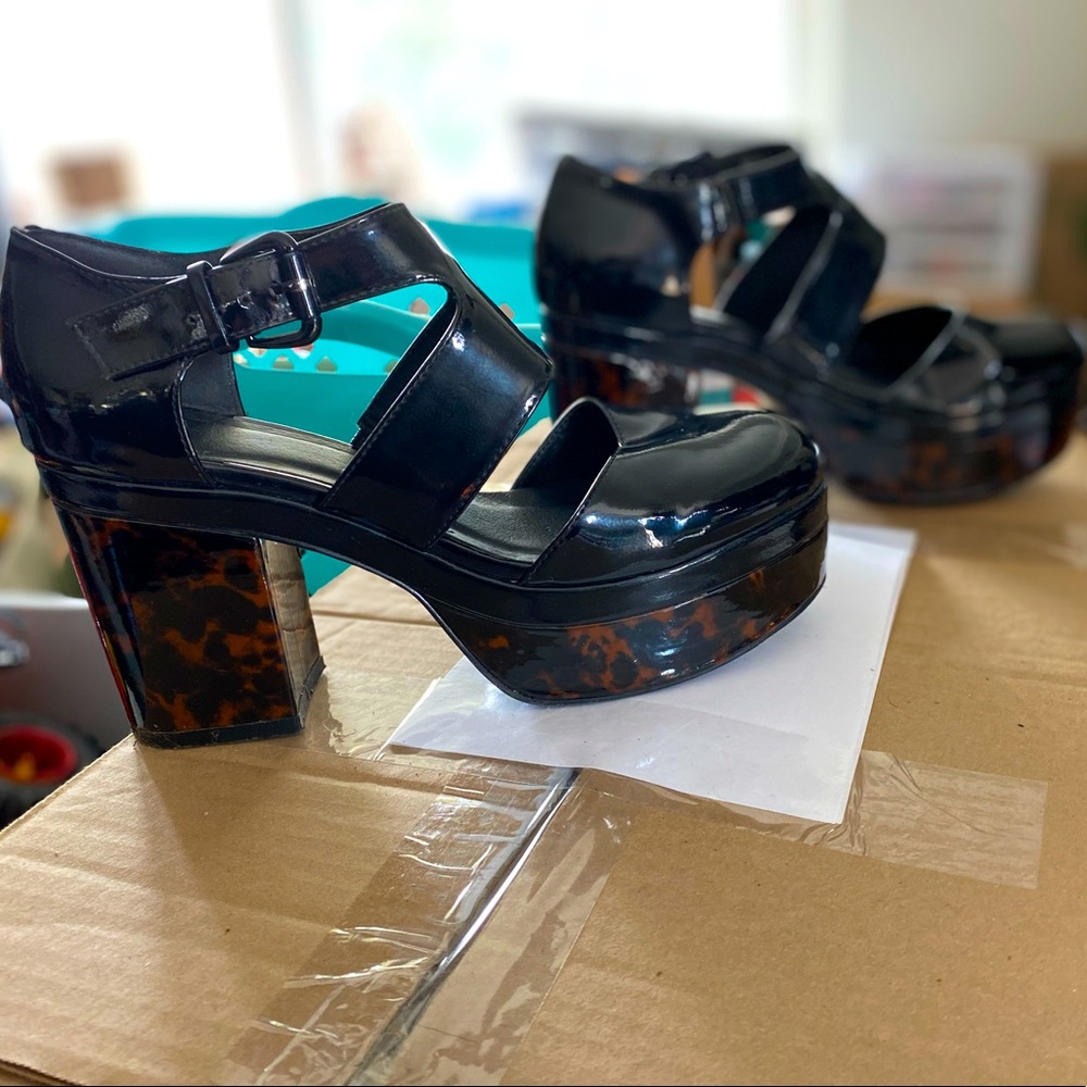 ASOS Size 9 Platform Chunky Heel Patent Leather with tortoise platform and heel